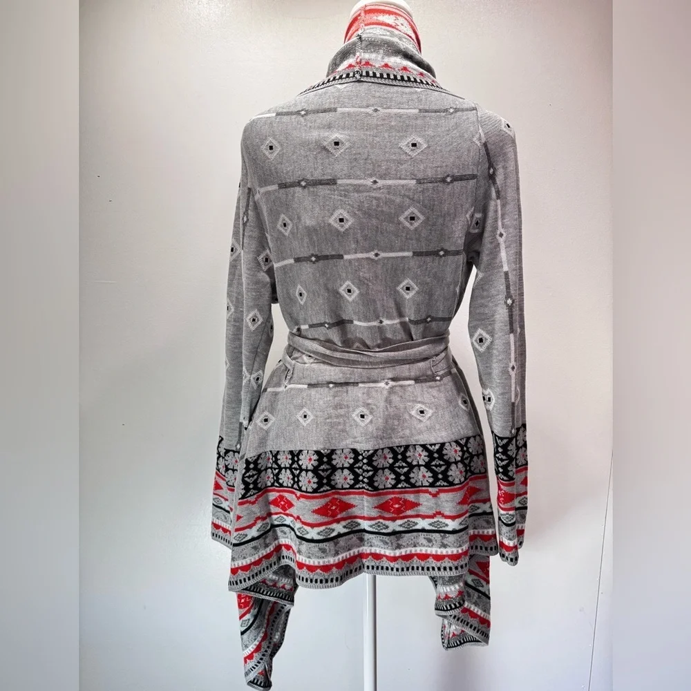 Freeway Southwestern Aztec Print Gray Belted Wrap Asymmetric Hem Draped Front
